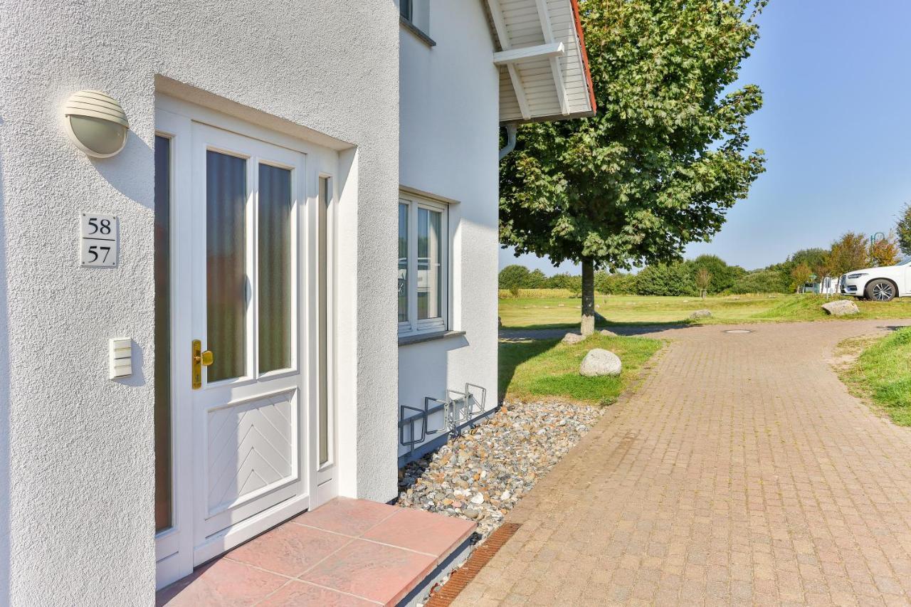 Ferienapartment-Ruegen Neddesitz Екстер'єр фото