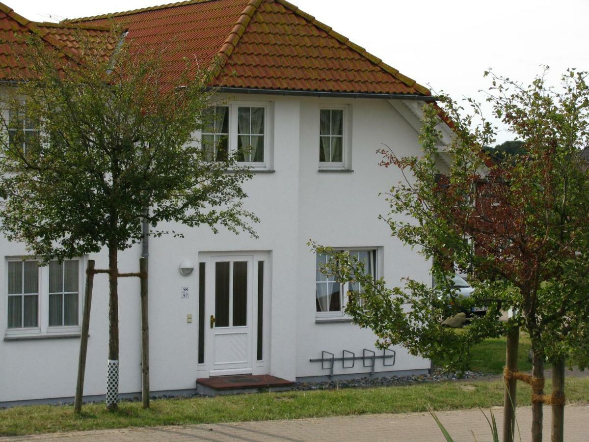Ferienapartment-Ruegen Neddesitz Екстер'єр фото
